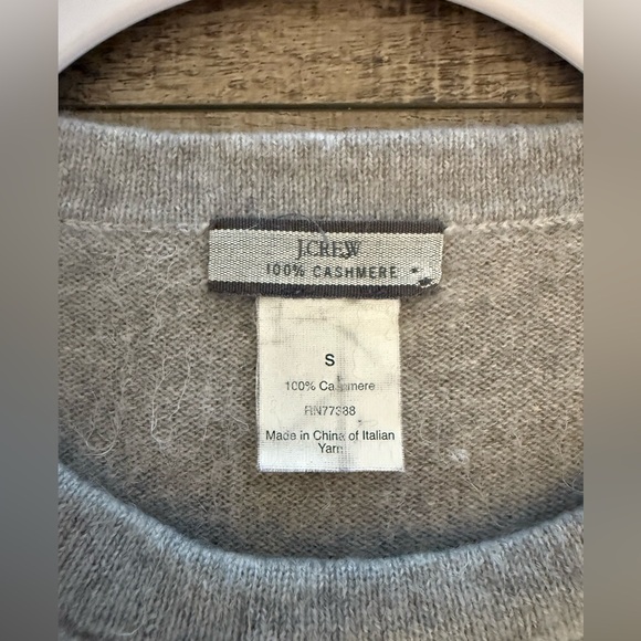 J. Crew Cashmere Sweater Crewneck Gray Small - Picture 3 of 6